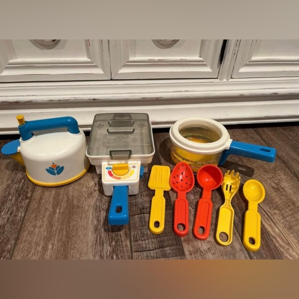 Fisher price kitchen tools and accessories